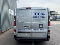 New Renault Trafic 89 kW (122 HP) 2025 White MPV