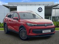 Begagnad VW Tiguan Match 147 HK (108 kW) 2024 Röd SUV