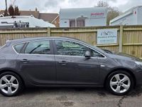 Used Vauxhall Astra SRi 125 HP (91 kW) 2011 Grey Hatchback