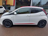 Used Toyota Aygo x-press 2018 White Hatchback
