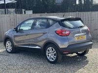 Used Renault Captur Dynamique 90 HP (66 kW) 2017 Grey/black SUV