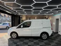 Used Ford Transit Connect Limited 118 HP (86 kW) 2017 White MPV