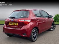 Second-hand Toyota Yaris Hybrid 101 CP (74 kW) 2019 Roșu Hatchback
