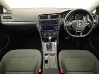 Used VW Golf VII SE 125 HP (91 kW) 2017 Red Hatchback