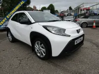 Used Toyota Aygo X PURE 72 HP (52 kW) 2023 White SUV