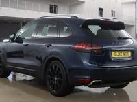 Begagnad Porsche Cayenne S E-Hybrid 2012 Blå SUV