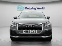 Begagnad Audi Q2 S-Line 150 HK (110 kW) 2020 Grå SUV