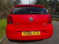Used VW Polo SE 75 HP (55 kW) 2015 Red Hatchback