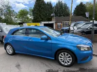 Begagnad Mercedes A180 SE 2015 Blå Halvkombi