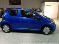 Used Toyota Aygo 67 HP (49 kW) 2010 Hatchback