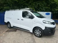Used Vauxhall Vivaro 100 HP (73 kW) 2022 White MPV