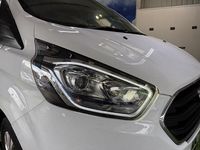 Used Ford Transit Custom Limited 130 HP (95 kW) 2020 White Van