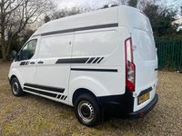 Used Ford Transit Custom 105 HP (77 kW) 2020 Frozen white Van