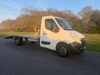 Used Vauxhall Movano 145 HP (106 kW) 2017 White MPV