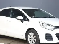 Used Kia Rio 2015 White Hatchback