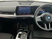 Begagnad BMW iX1 M Sport 147 kW (201 HK) 2025 Vit SUV