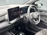 Second-hand VW Golf VIII 150 CP (110 kW) 2025