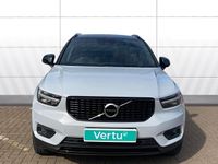 Used Volvo XC40 R-Design 163 HP (119 kW) 2021 Silver SUV