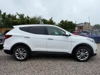 Used Hyundai Santa Fe Premium 200 HP (147 kW) 2017 White SUV