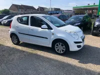 Used Suzuki Alto SZ4 68 HP (50 kW) 2011 White Hatchback