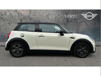 Used Mini Cooper S Classic 178 HP (130 kW) 2021 White Hatchback