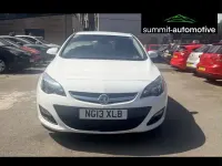 Used Vauxhall Astra 2013 White Hatchback