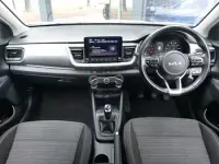 Used Kia Stonic 99 HP (72 kW) 2022 White SUV