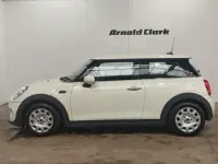 Usado Mini ONE Classic 102 CV (75 kW) 2019 Blanco Utilitario
