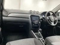 Gebraucht Suzuki Vitara SZ-T 129 PS (94 kW) 2023 Schwarz SUV
