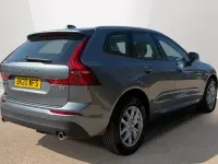 Used Volvo XC60 Momentum 247 HP (181 kW) 2020 SUV