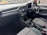 Used MG ZS Excite 106 HP (77 kW) 2018 Red SUV