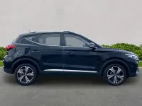 Usado MG ZS Excite 106 HP (77 kW) 2024 Preto SUV