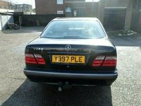 Used Mercedes E200 Classic 2001 Sedan