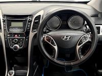 Used Hyundai i30 Active 110 HP (80 kW) 2013 Blue Hatchback