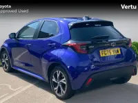 Used Toyota Yaris Design 116 HP (85 kW) 2025 Juniper blue (metallic paint) Hatchback