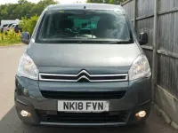 Used Citroën Berlingo Feel 100 HP (73 kW) 2018 Grey MPV