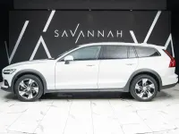 Used Volvo V60 CC 2020 White Estate
