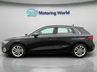 Begagnad Audi A3 Sportback Sport 2022 Svart Halvkombi