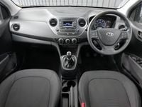 Used Hyundai i10 SE 66 HP (48 kW) 2017 Blue Hatchback