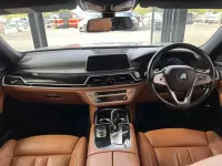 Begagnad BMW 730 M Sport 265 HK (194 kW) 2017 Vit Sedan