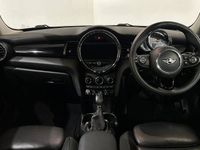 Usado Mini Cooper Hatch 134 CV (98 kW) 2017 Negro Utilitario