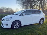 Usado Toyota Verso 112 HP (82 kW) 2014 Branco Monovolume