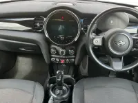 Used Mini Cooper Classic 134 HP (98 kW) 2021 White Hatchback