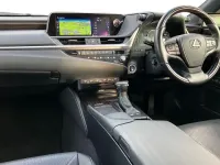 Used Lexus ES300H 218 HP (160 kW) 2021 White Sedan