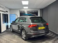 Usado VW Tiguan SEL 150 HP (110 kW) 2018 Cinzento SUV