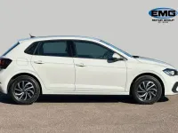 Begagnad VW Polo Life 95 HK (69 kW) 2023 Grå Halvkombi