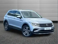 Używany VW Tiguan Elegance 150 KM (110 kW) 2021 Srebrny SUV