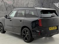 Używany Mini Countryman 215 KM (158 kW) 2025 Czarny SUV