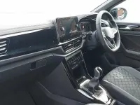 New VW T-Roc Black Edition 150 HP (110 kW) 2026 Pure white/black roof SUV