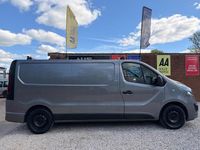 Second-hand Vauxhall Vivaro Sportive 125 CP (91 kW) 2019 Gri Monovolum